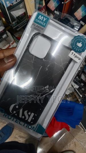 Black Marble iPhone 11 Pro Clip Case - thumbnail 2