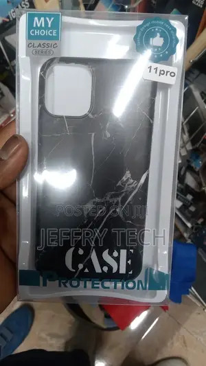 Black Marble iPhone 11 Pro Clip Case