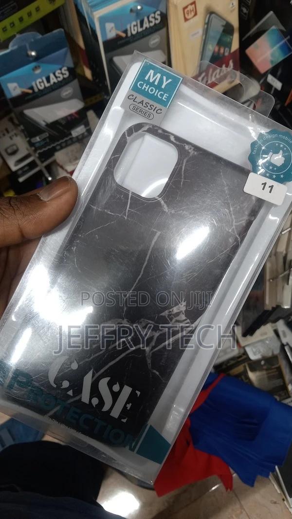 Black Marble iPhone 11 Clip Case - thumbnail 4