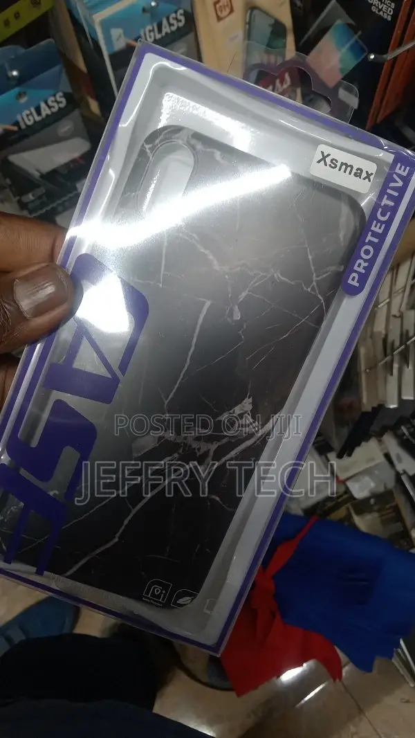 Black Marble iPhone XS Max Hybrid Case
