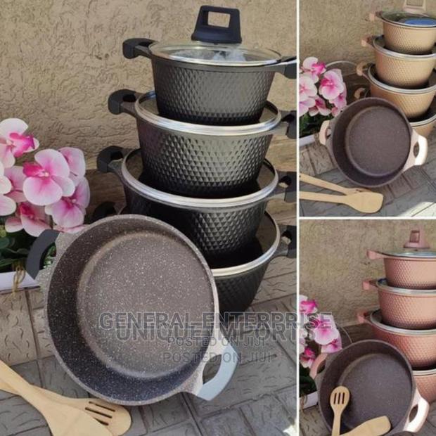 *12pc Unique Cookware Set ,.,.