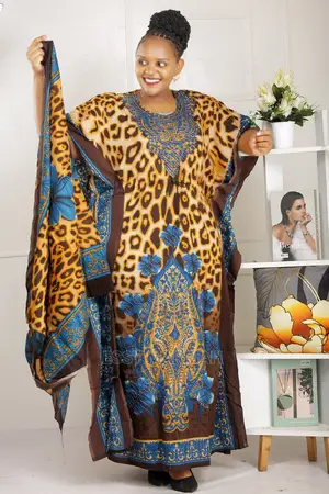 Free Dresses/ Dera