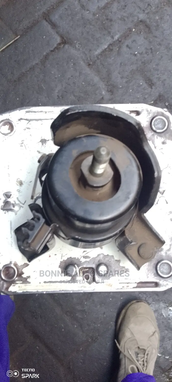 Alphard 1MZ Engine Mounting