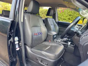Toyota Land Cruiser Prado 2.8 2017 Matt Black