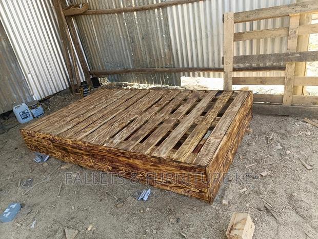Pallet Bed 4 - main view