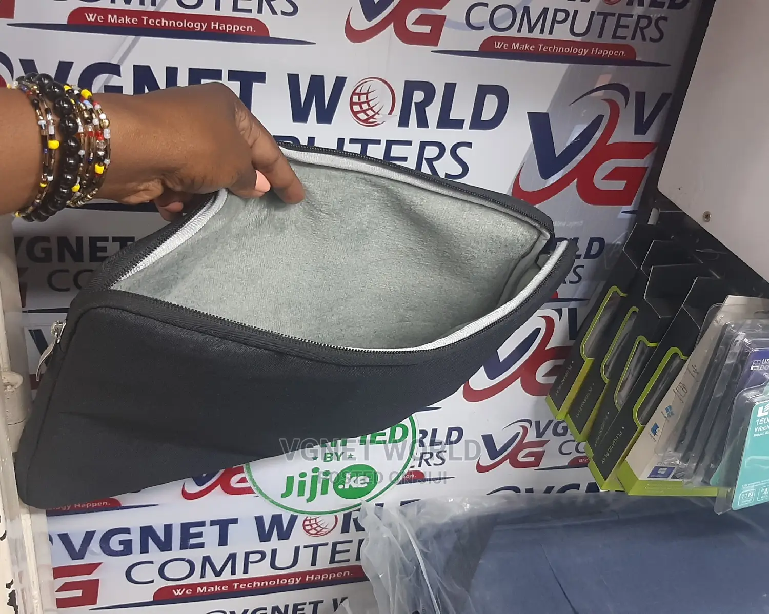 Quality Laptop Sleeves Paddes With Handle and Extra Side