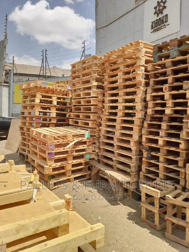 Store Pallets 011 - main view