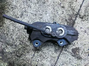 Front Calipers 4-Pistons Mark X, Crown Sport Vehicles.