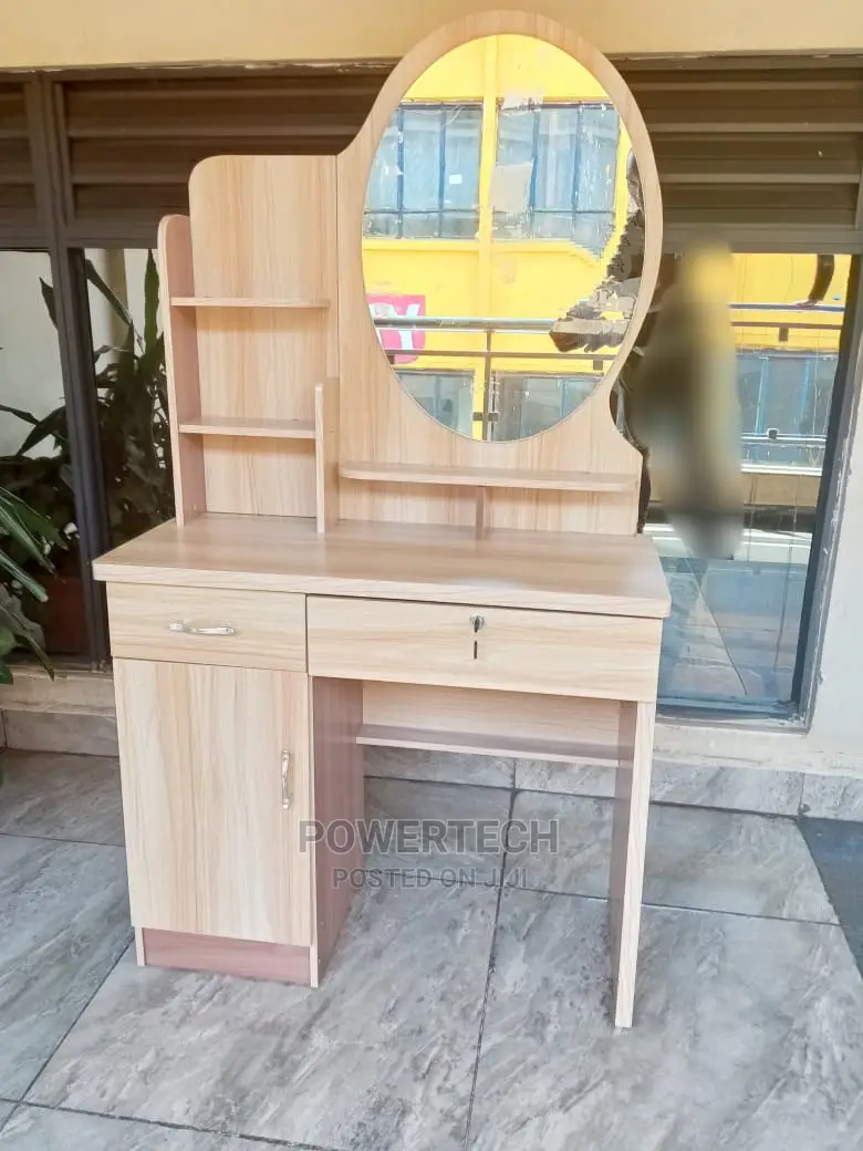Dressing Table Round Mirror.