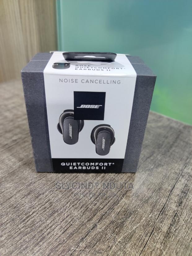 Bose Noise Cancelling Quietcomfort Earbuds 2 - thumbnail 2