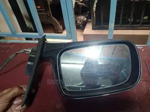 Fielder/Axio 2007 Side Mirror