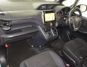 Toyota Voxy 2015 Blue