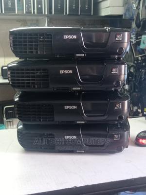 Epson Eb-x72 - main view