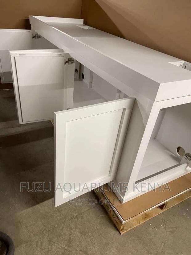 Aquarium Stand - main view