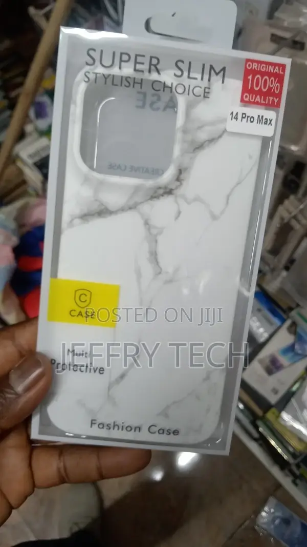 White Winter - Classy Marble iPhone 14 Pro Max Case