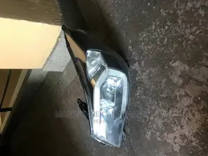 Subaru Forester Sj (Black Shade) Headlight