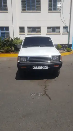 Mitsubishi L200 2001 White