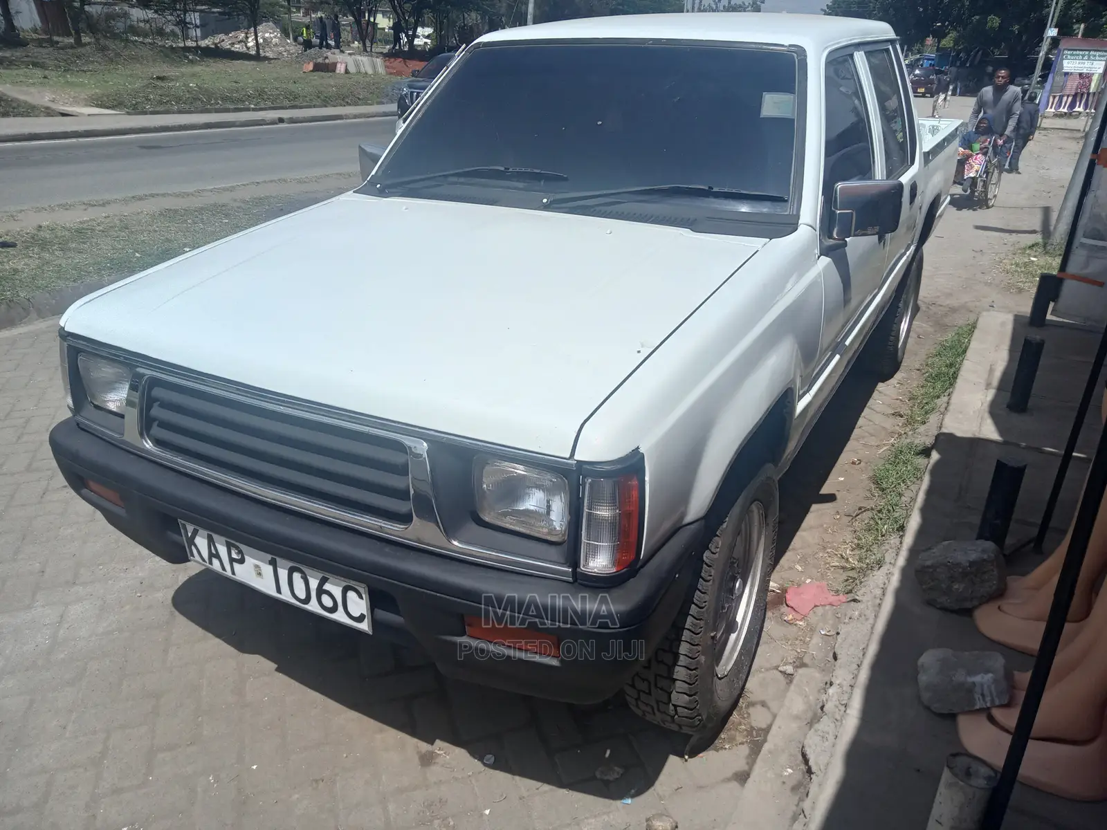 Mitsubishi L200 2001 White