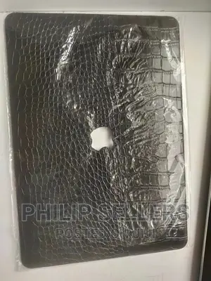 Protect Cover for Macbook Pro 13 M1 AND AIR