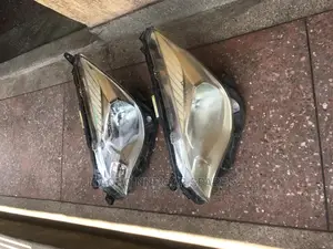 Subaru Trezia Xenon Headlight