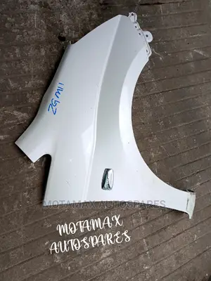 Toyota Isis Front Wing
