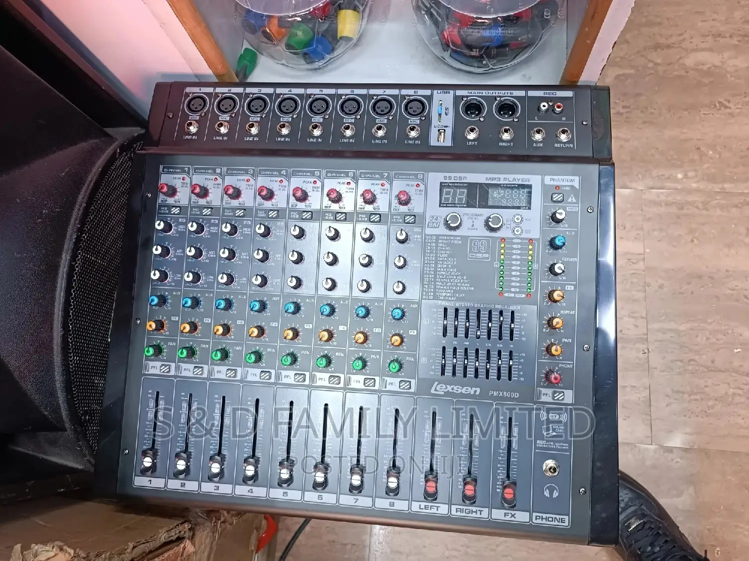 Lexsen 8 Channels Powered Mixer