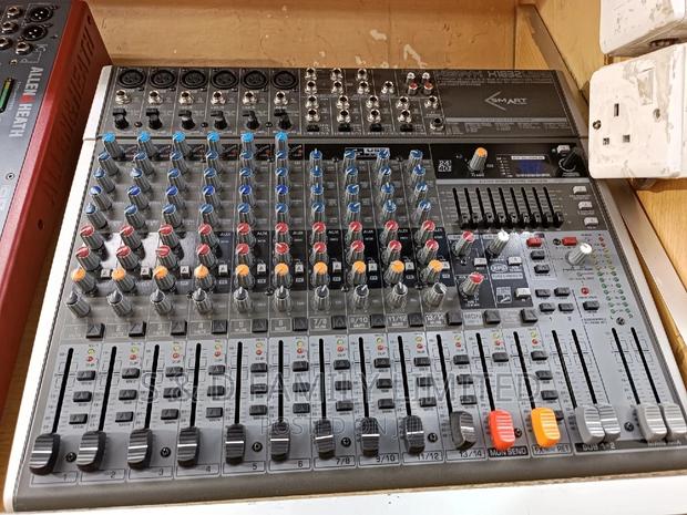 Xenix 1832 Plain Mixer
