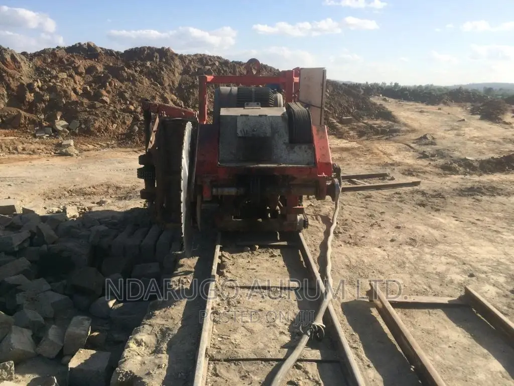 Magisa. Electric Stone Cutting Machine