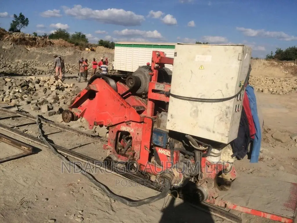 Magisa. Electric Stone Cutting Machine
