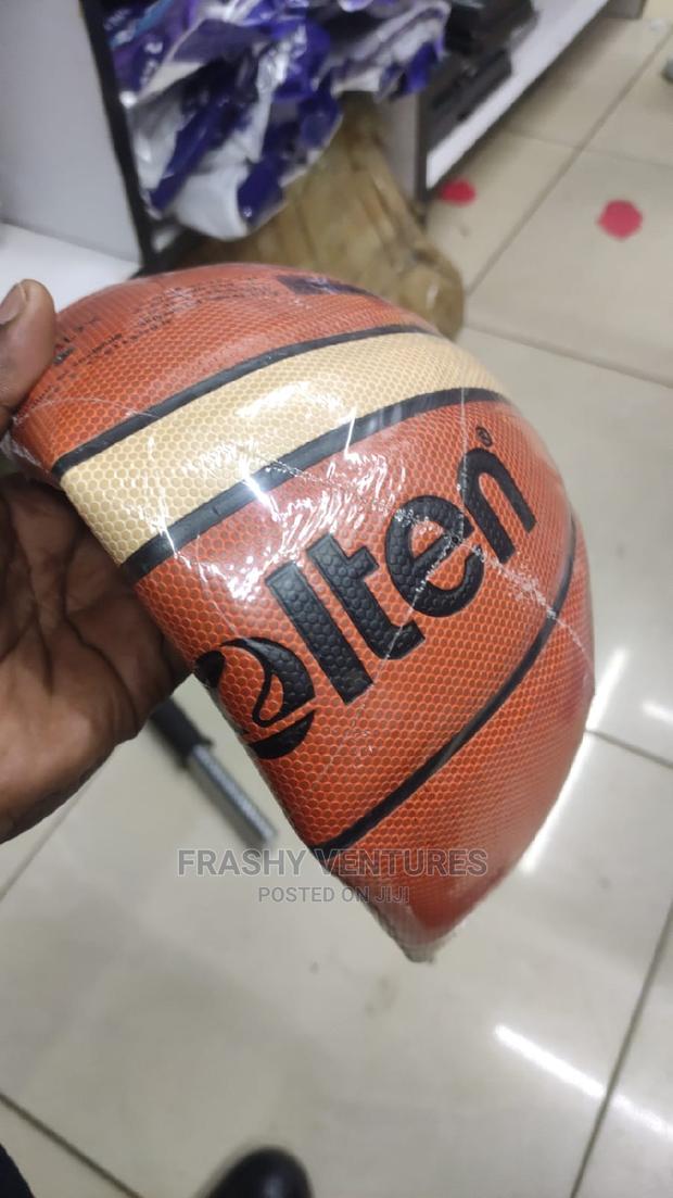 Molten Basketball - main view