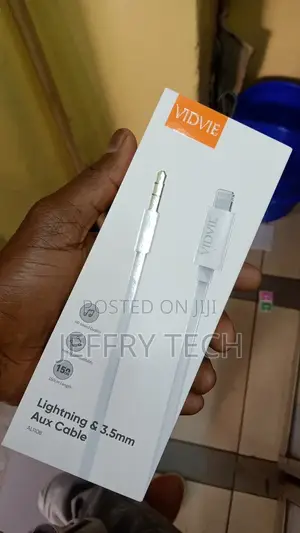 Cable Vidvie Al1108 Aux/Lightning 1.5M White