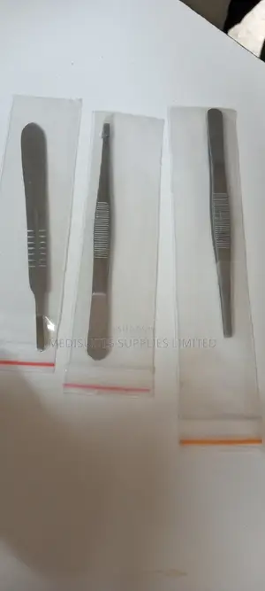 Dissecting Forceps.