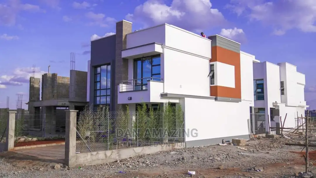 4bdrm Mansion in Kamakis for sale
