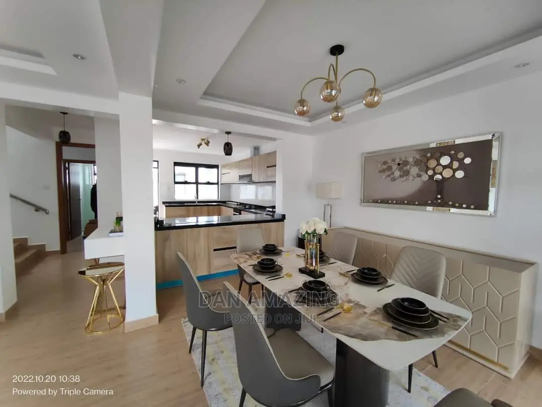 4bdrm Mansion in Kamakis for sale