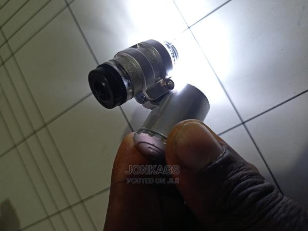 ×60 Magnifying Glass - thumbnail 7