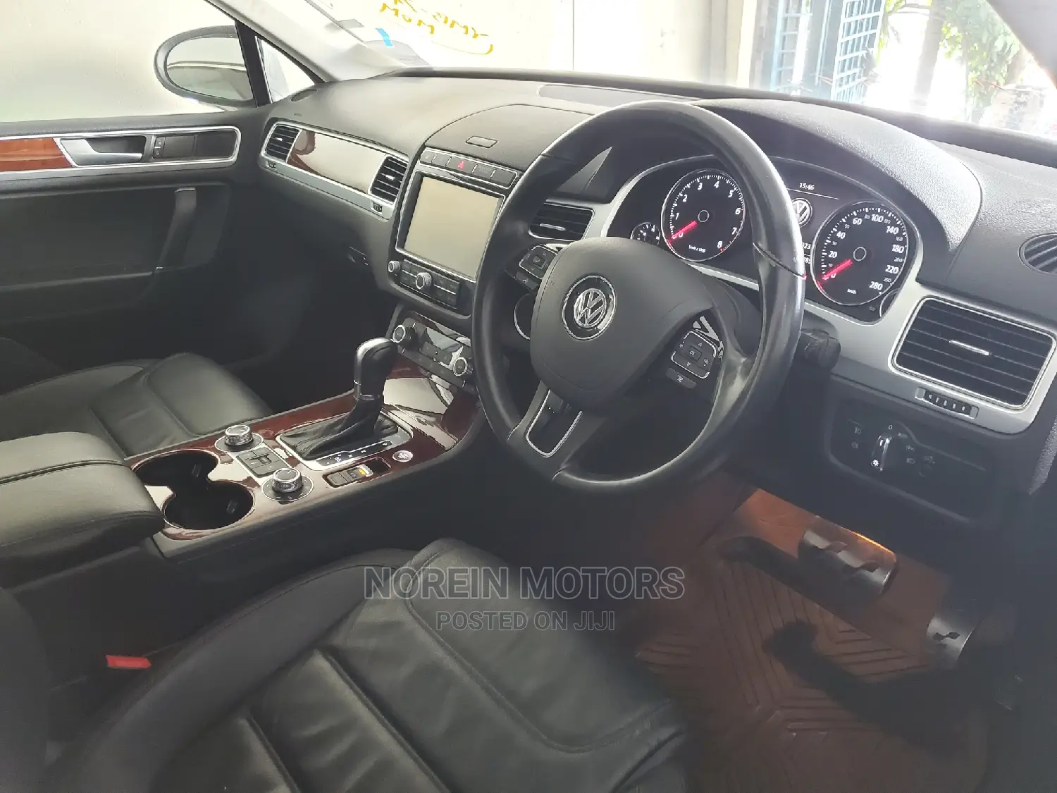Volkswagen Touareg 2015 Black