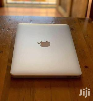 Laptop Apple MacBook Pro 4GB Intel Core i5 HDD 500GB