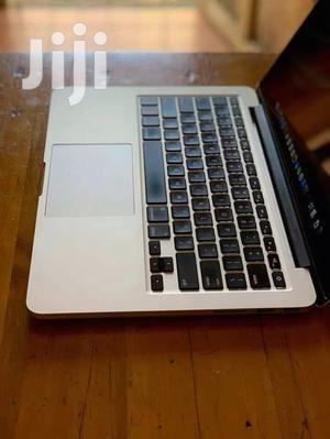 Laptop Apple MacBook Pro 4GB Intel Core i5 HDD 500GB