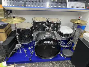 Tama Starclassic 5pcs Drumset