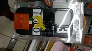 Polo iPhone 14 Pro 6.1 Black Tricolor Covor