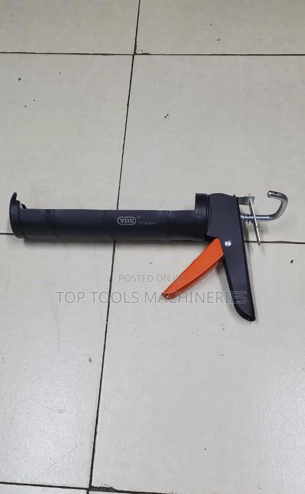 Silicone Gun - main view