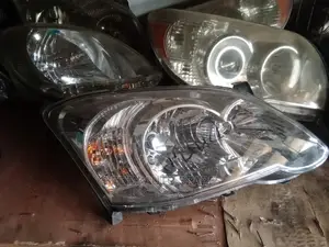Toyota Runx/Allex Headlight