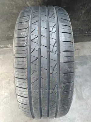 Fortune Tyres Sizes 225/40r19 Made in Thailand.