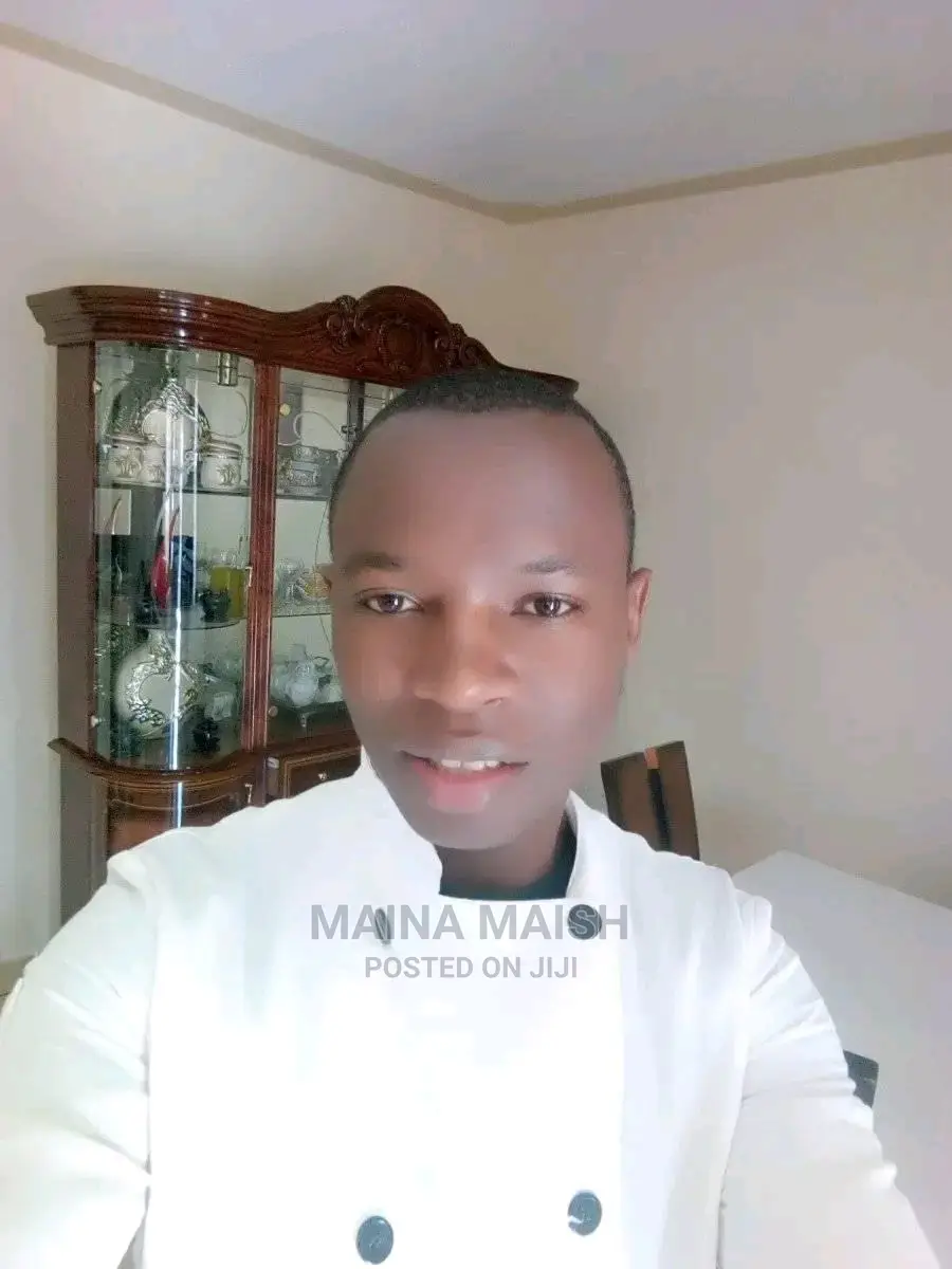 Am Looking for a Cv as Achef /Cook