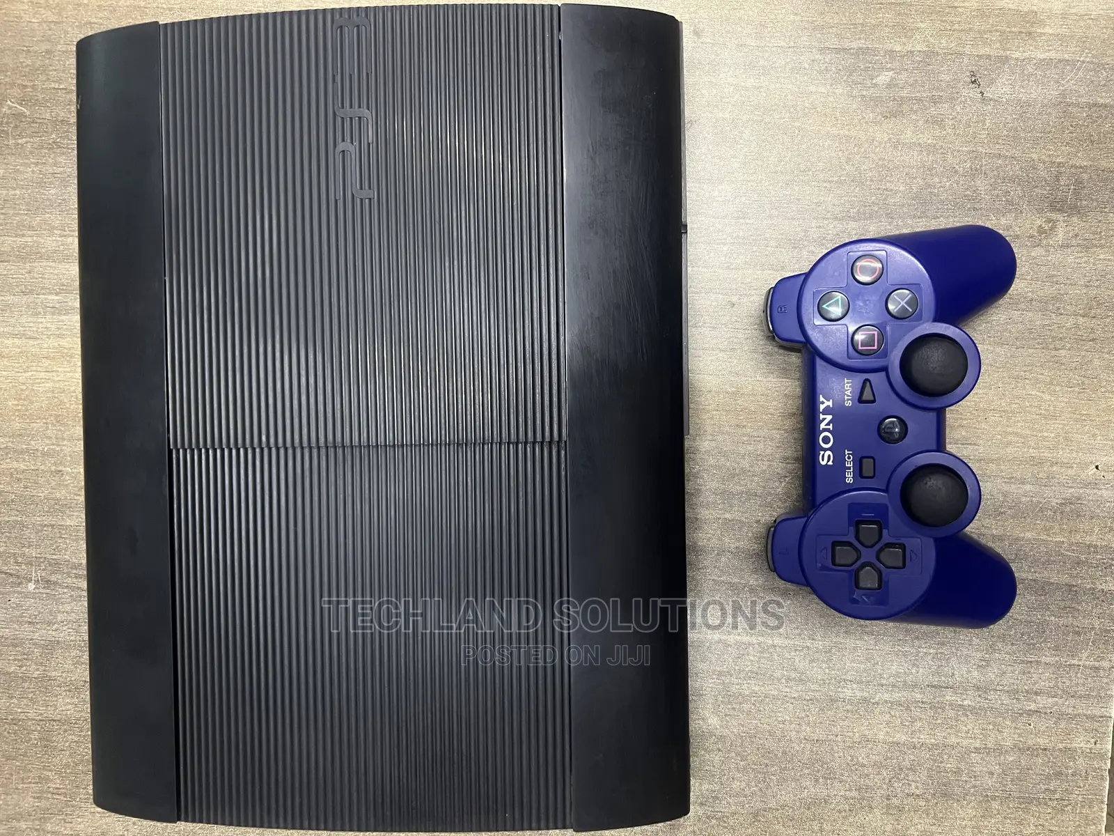 Chipped Ps3