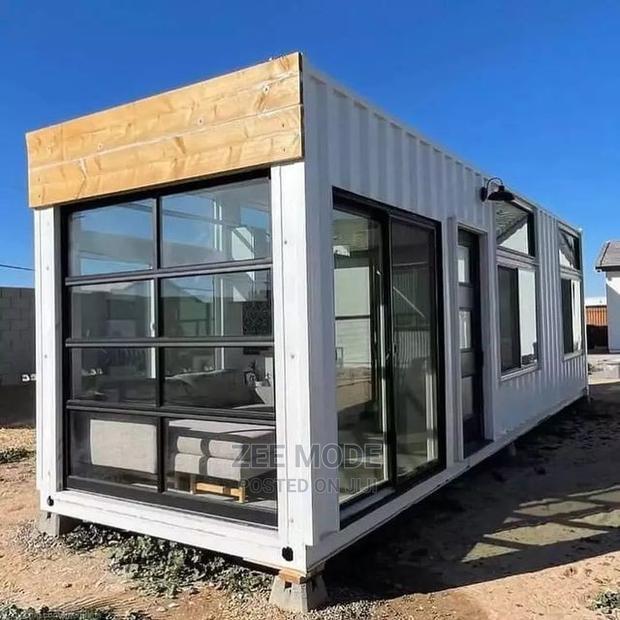 20ft Shipping Containers Bedsiter Airbnb - main view