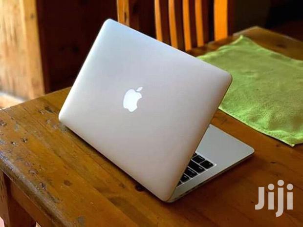 Laptop Apple MacBook Pro 4GB Intel Core i5 HDD 500GB