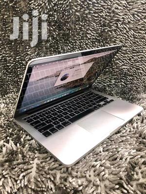 Laptop Apple MacBook Pro 4GB Intel Core i5 HDD 500GB