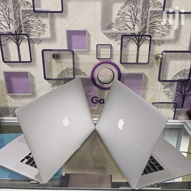 Laptop Apple MacBook Pro 4GB Intel Core i5 HDD 500GB - thumbnail 4