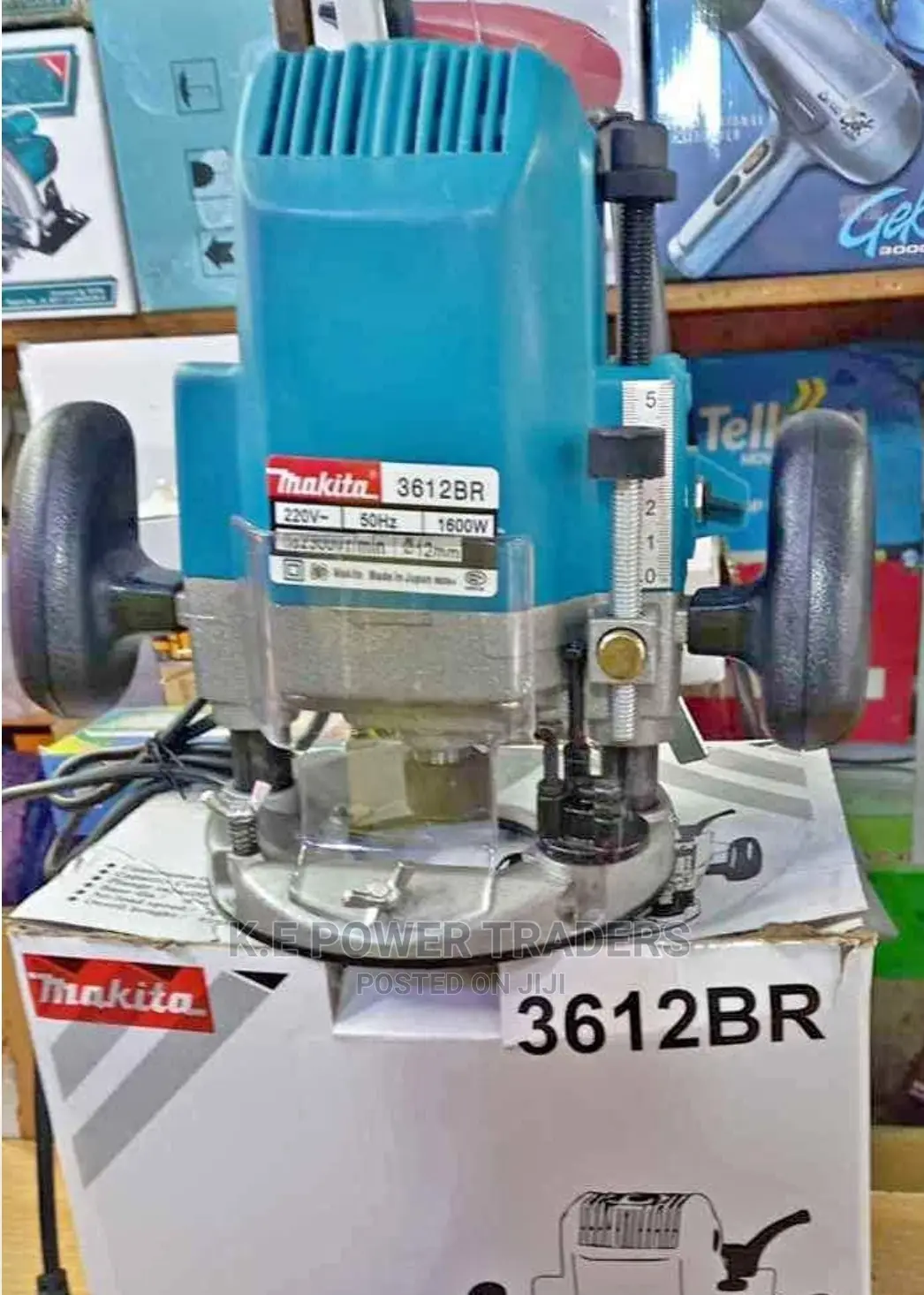 Makita 1600w Electric Wood Router